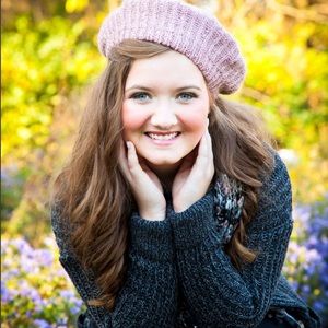 Meet your Posher, Hannah